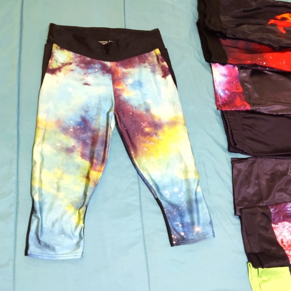 🏋🏼‍♀️Galaxy Teal - Lotus Leggings Misses size L Slim Fit, Athletic Capri